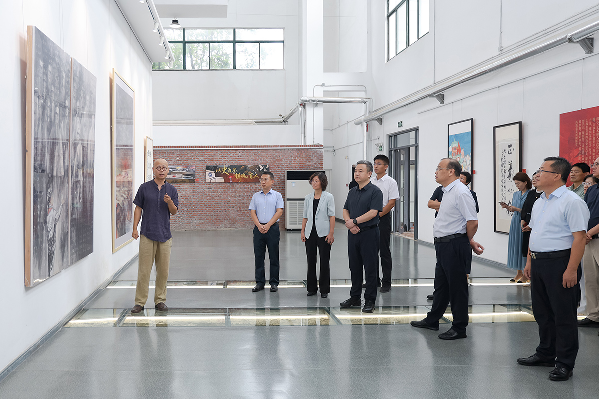 山东财大举办纪念抗战胜利80周年书画艺术作品展